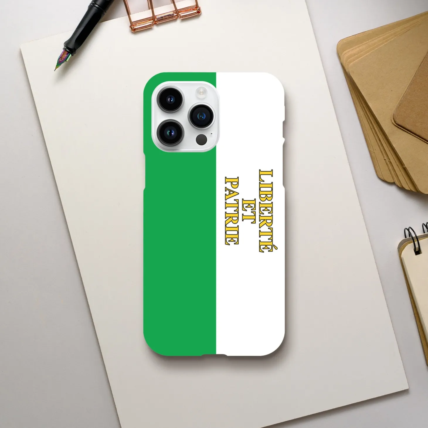 hlle_waadt__slim_case_19.webp Hülle Waadt - Slim Case
